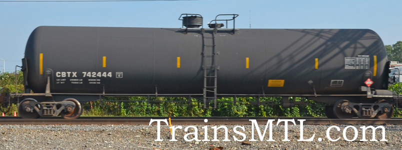 Car/wagon CBTX742444 left side / coté gauche